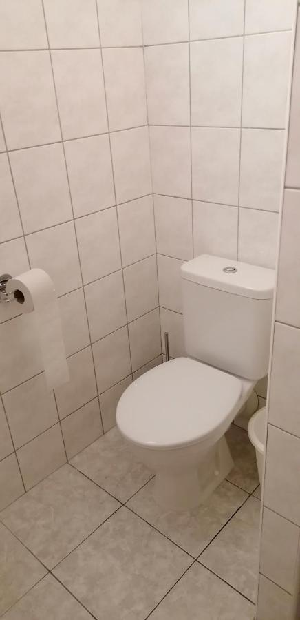 Booking Trzni Decin Exterior foto